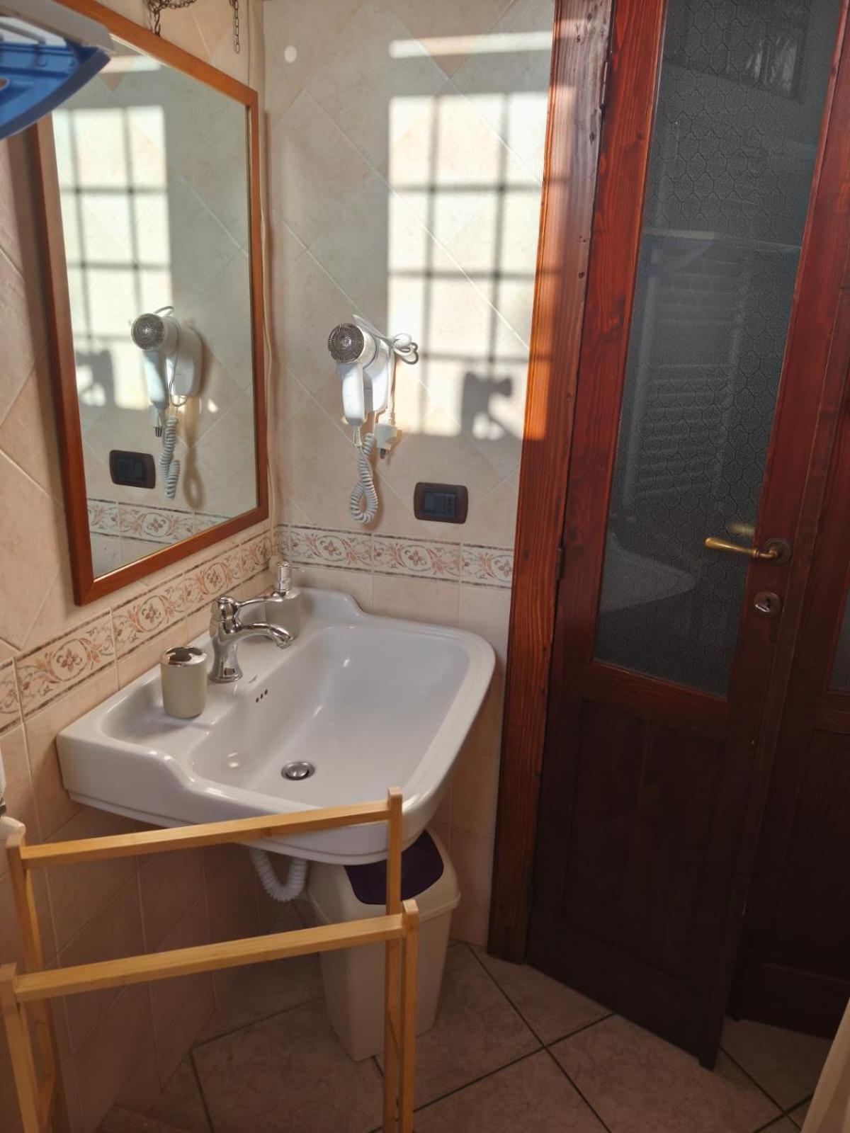 קליארי B&B Federica מראה חיצוני תמונה